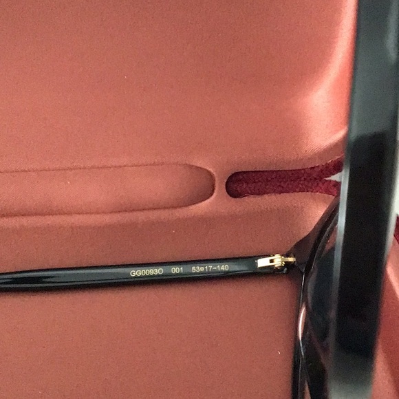 Gucci cat eye eyeglass frames GG00930 001 color black - Picture 7 of 7